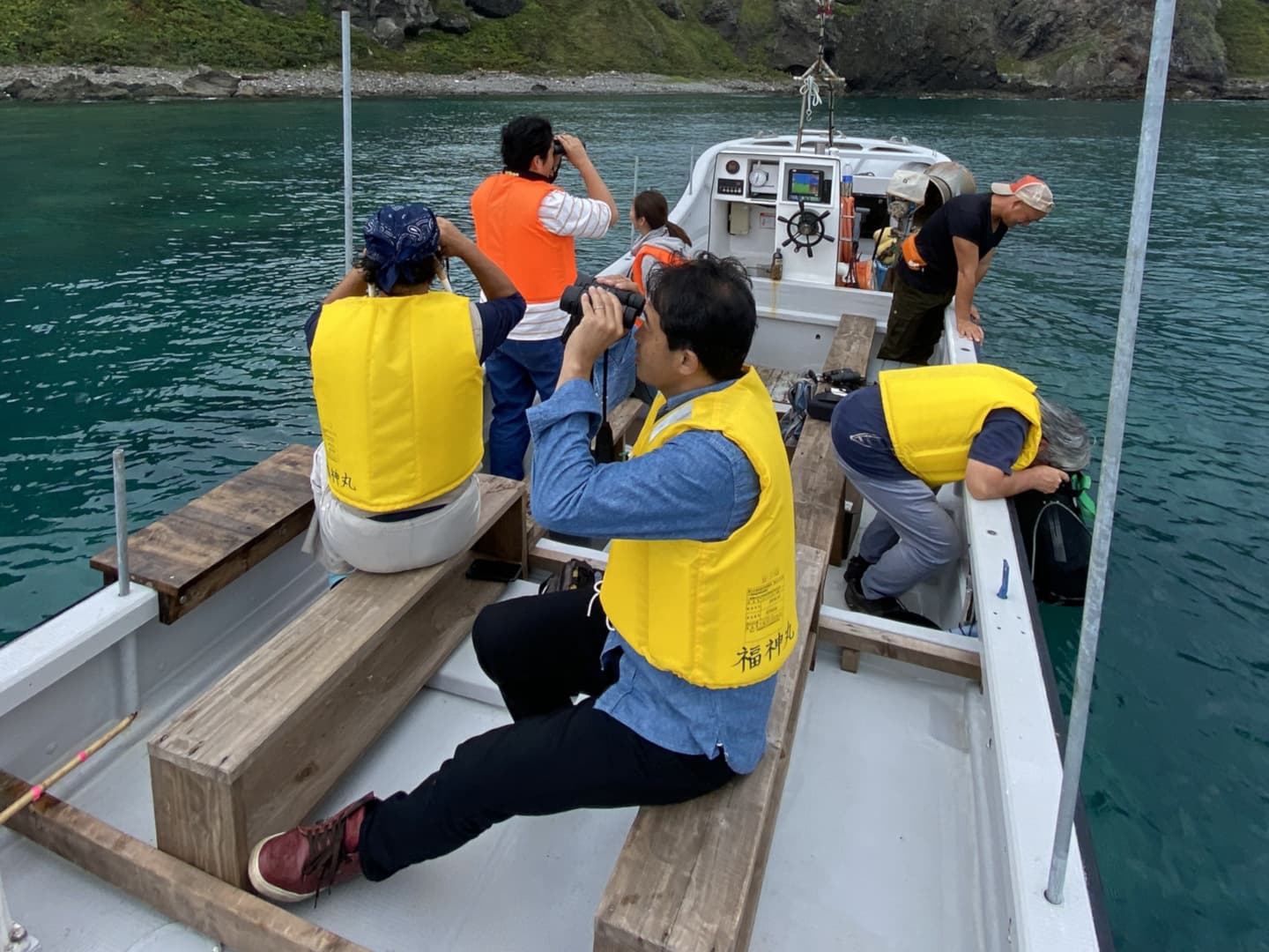 小型のクルーズ船